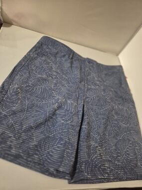 Dockers Blue Leaf-Print Men's Hybrid Shorts NWTs Size 32
